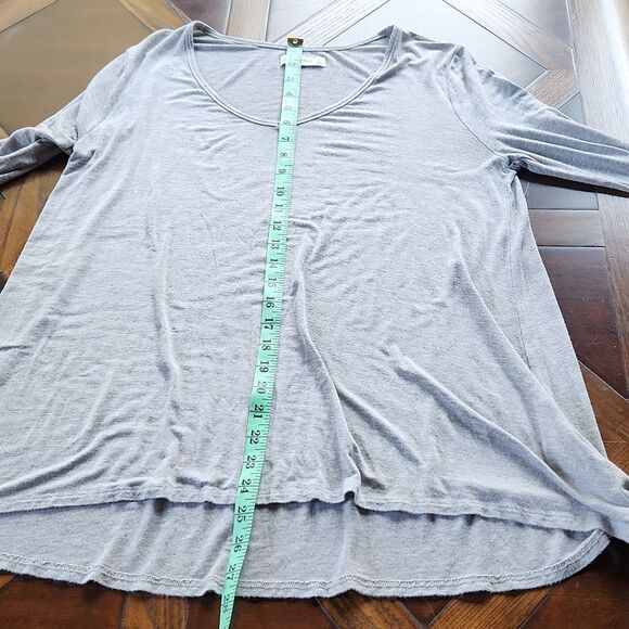 Abercrombie & Fitch -475 gray long sleeve flowy top Small‎ - Picture 5 of 5